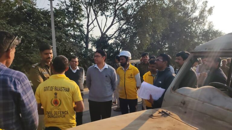 डूंगरपुर: ‘दो नदी’ पुल पर जिला प्रशासन की मॉक ड्रिल; हादसे की सूचना पर 2 मिनट में दौड़ी पुलिस, कलेक्टर ने परखी मुस्तैदी